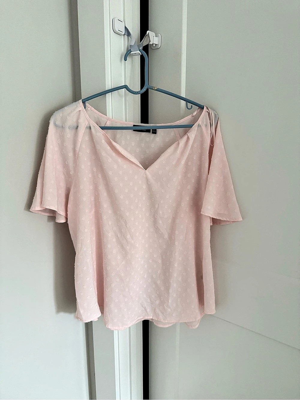 APT 9 Polka Dot Blouse in Pink Size PXL. Like New